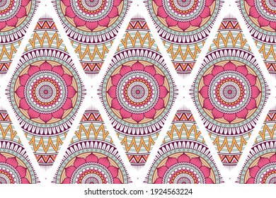 Mandala Ornament Pattern. Vintage decorative elements