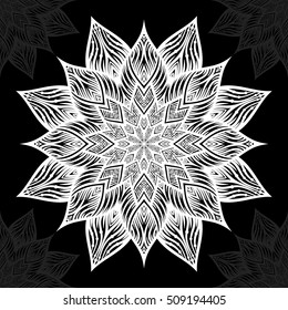 Mandala. Patrón de ornamento redondo sobre fondo negro.