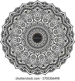 Mandala, doodle de boho redondo traceroso. Ornamento étnico, simetría esbozada. Folk, diseño de meditación. Forma curvada, aislada en blanco. Arte blanco y negro. Vector