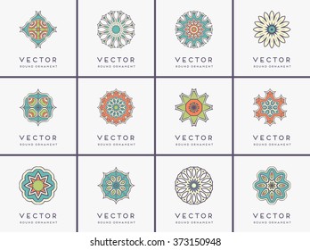 Mandala. Vintage decorative elements. Oriental pattern, vector illustration.  Islam, Arabic, Indian, Turkish, Pakistan, Chinese, Ottoman motifs