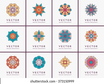 Mandala. Vintage decorative elements. Oriental pattern, vector illustration.  Islam, Arabic, Indian, Turkish, Pakistan, Chinese, Ottoman motifs