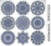 Mandalas. Vintage decorative elements. Oriental pattern, vector illustration.  Islam, Arabic, Indian, turkish, pakistan, chinese, ottoman motifs