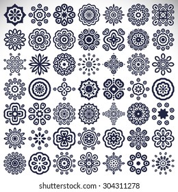Mandalas. Vintage decorative elements. Oriental pattern, vector illustration.  Islam, Arabic, Indian, turkish, pakistan, chinese, ottoman motifs