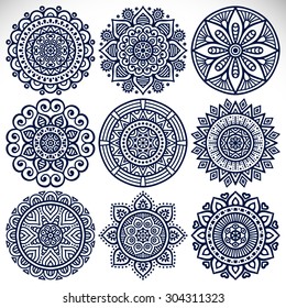 Mandalas. Vintage decorative elements. Oriental pattern, vector illustration.  Islam, Arabic, Indian, turkish, pakistan, chinese, ottoman motifs