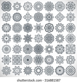 Mandalas. Vintage decorative elements. Oriental pattern, vector illustration.  Islam, Arabic, Indian, turkish, pakistan, chinese, ottoman motifs