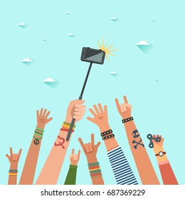 Manifestando multidão juvenil. Muitas mãos de jovens com gestos diferentes. Grupo de adolescentes tirando uma selfie. Ilustração vetorial em estilo plano.