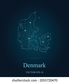 Mapa de Dinamarca con capitales conectados por líneas azules y puntos malla marco de red poligonal y línea un mapa de comunicación de red de conexión de Dinamarca sobre fondo oscuro