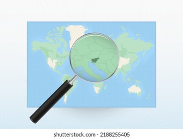 Mapa del mundo con una lupa dirigida a Eslovenia, buscando a Eslovenia con lupa. Mapa de vectores.