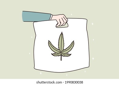 Concepto de distribución y entrega de marihuana. Mano del paquete de almacenamiento de correo con cannabis con hoja sobre fondo verde ilustración vectorial 