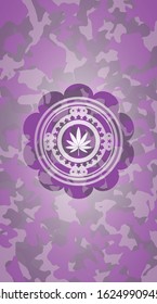 marijuana leaf icon on pink camo pattern