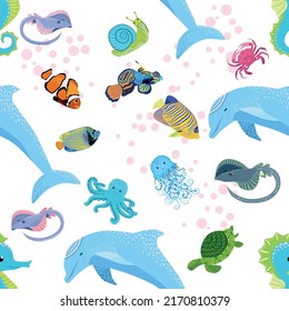 Marine life, fish, animals bright seamless pattern. sea travel, underwater diving animal tropical fish. Jellyfish, whale, shark, seahorse, clown fish, dolphin, turtle emperor fish octopus stingray