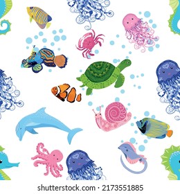 Marine life, fish, animals bright seamless pattern. sea travel, underwater diving animal tropical fish. Jellyfish, whale, shark, seahorse, clown fish, dolphin, turtle emperor fish octopus stingray