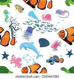 Marine life, fish, animals bright seamless pattern. sea travel, underwater diving animal tropical fish. Jellyfish, whale, shark, seahorse, clown fish, dolphin, turtle emperor fish octopus stingray