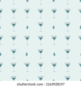 Martini glass with olive and skewer seamless pattern. Doodle style. Color hand drawn image. Repeat template. Party drinks concept. Freehand drawing. Cartoon sketch graphic draft. Vector.
