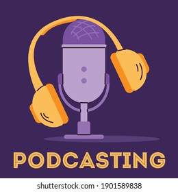 Símbolo de transmisión de medios masivos o diseño de póster colorido con micrófono y auriculares, ilustración vectorial de dibujos animados planos sobre fondo violeta brillante.