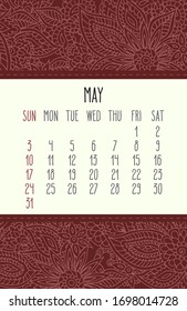 Calendario mensual vectorial de mayo de 2020 sobre el doodle rojo ornamentado con fondo dibujado a mano. Semana a partir del domingo.
