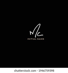 mc Logo für die erste Handschrift für die Identität