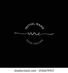 mc vector inicial del logotipo de la firma de escritura a mano. Grabado manual para diseños