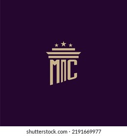Diseño inicial de logotipo de monograma MC para abogados de abogados con imagen vectorial de pilar