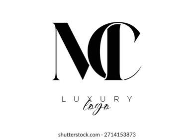 Logotipo da tipografia do monograma da letra MC Serif para a identidade de marca premium elegante