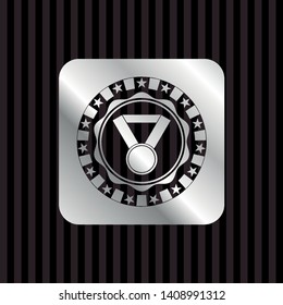 medal icon inside silver emblem