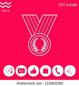 Medal with Laurel wreath, line icon