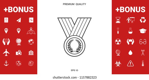 Medal with Laurel wreath, line icon