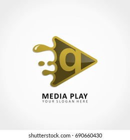 Media Play Application Splash with letter Q