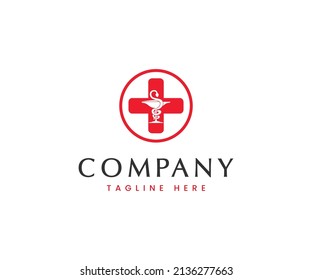Plantilla de diseño vectorial de logotipo cruzado médico