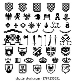 Mittelalterliche Abzeichen. Heraldische Embleme-Sammlung mit Silhouetten von Bändern Ritterwaffen Löwen Kronen Schwerter Vektor Set