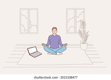 Meditación en línea, anti estrés, concepto de salud mental. Joven hombre tranquilo y sereno personaje de caricatura sentado en el suelo de su casa haciendo una lección de meditación en línea con ilustración de un vector portátil