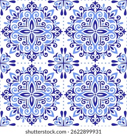 Padrão mediterrânico sem emenda com azulejos azuis, fundo branco. Projeto de mosaico abstrato. Português, italiano, espanhol motivos. Ornamento floral, impressão para casa têxtil ou cerâmica. Ilustração vetorial