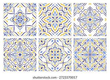 Conjunto de patrones mediterráneos sin fisuras. Azulejos de cerámica amarilla azul, sin fondo. Ornamentos tradicionales españoles, sicilianos, portugueses, italianos. Motivos étnicos florales, diseños cuadrados de mosaico. Vector