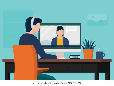 Encuentro con el Cliente y videollamada con Empleador para Trabajo Remoto, Trabajadora Remota en Videoconferencia con Mujeres Jefe y Clientes Tiempo de Encuentro. Autónomo en videollamada con empleado en el hogar.