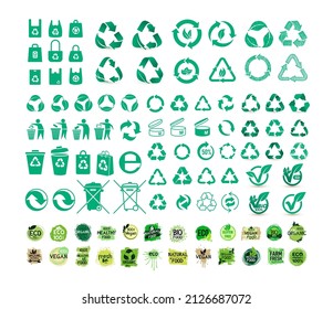 Mega-Set von Recycling-Symbol. Recycling von grünen Symbolen. Recycling und ein Verpackungszeichen. Kollektionsdesign von Verpackungsprodukten. Vektorgrafik. Einzeln auf weißem Hintergrund.