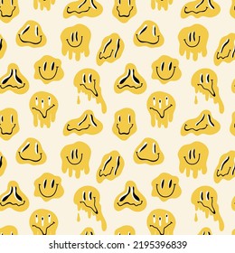 La fusión de caras sonrientes es un patrón sin fisuras. Emoji amarillo y colorido, que gotea de personajes melosos. Sonrisa loca fondo vintage, historieta de vector de impresión psiquínico hippie ilustración aislada plana