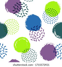 Memphis circles seamless fabric print pattern. Hand drawn round shapes geometric vector background. Grunge polka dot seamless ornament, random circles wallpaper. 80s style points and bubbles.