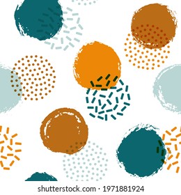 Memphis circles seamless fabric print pattern. Hand drawn round shapes geometric vector background. Grunge polka dot seamless ornament, trendy circles wallpaper. 90s style design.