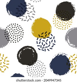Memphis circles seamless fabric print pattern. Hand drawn and halftone round shapes vector background. Grunge polka dot seamless ornament, creative circles wallpaper. Retro design.