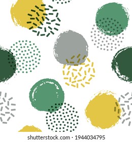 Memphis circles seamless textile print pattern. Hand drawn and halftone round shapes vector background. Grunge polka dot seamless ornament, hipster circles wallpaper. Vintage design.
