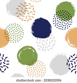 Memphis circles seamless textile print pattern. Painted and halftone round shapes vector background. Grunge polka dot seamless ornament, funky circles wallpaper. Retro design.