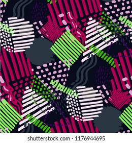 Memphis seamless  pattern in retro style. Doodle pattern hand-drawn pen, ink, chalk. 