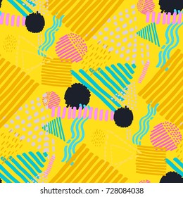 Memphis seamless  pattern in retro style. Doodle pattern hand-drawn pen, ink, chalk. 