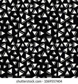 memphis style triangle seamless pattern