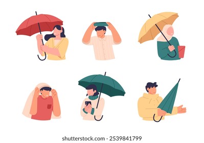 Conjunto de hombres y mujeres que sostienen paraguas, usan impermeable y chaqueta en Clima lluvioso. Conjunto de personajes de personas atrapadas en la lluvia. Ilustración vectorial plana aislada sobre fondo blanco