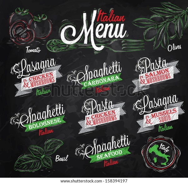 黒板にスパゲッティ ラザグナ パスタ カルボナラ ボローニャなどの具材のトマト バジル オリーブ色のチョークを描いた料理名をイタリア語でメニューに入れる のベクター画像素材 ロイヤリティフリー