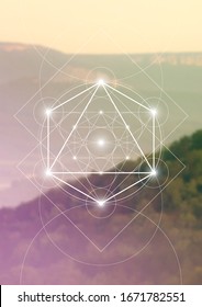 Merkaba heilige Geometrie spirituelle neue Zeitalter futuristische Illustration mit ineinander greifenden Kreisen, Dreiecken und leuchtenden Teilchen vor unscharfem natürlichen fotografischen Hintergrund