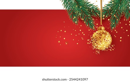 Fundo Feliz Natal com bola de ouro brilhante e árvore de galhos verdes. Banner do cartão vermelho de feriado. Design de x-mas vetorial.