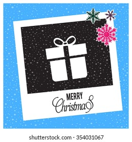 Merry Christmas celebration typography with gift box
Christmas card and gift box decoration background
photo frame with Snowflake border and creative typography in footer on glowing Vector background