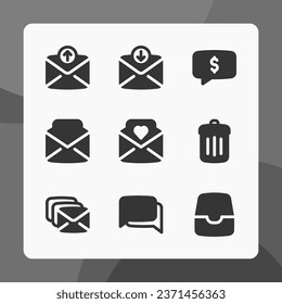 Iconos de mensajes estilo glifo vectorial, para ui ux diseño, iconos de sitio web, interfaz y negocio. Incluyendo carta de amor, mensaje, correo, eliminación, chat, bandeja de entrada, etc.